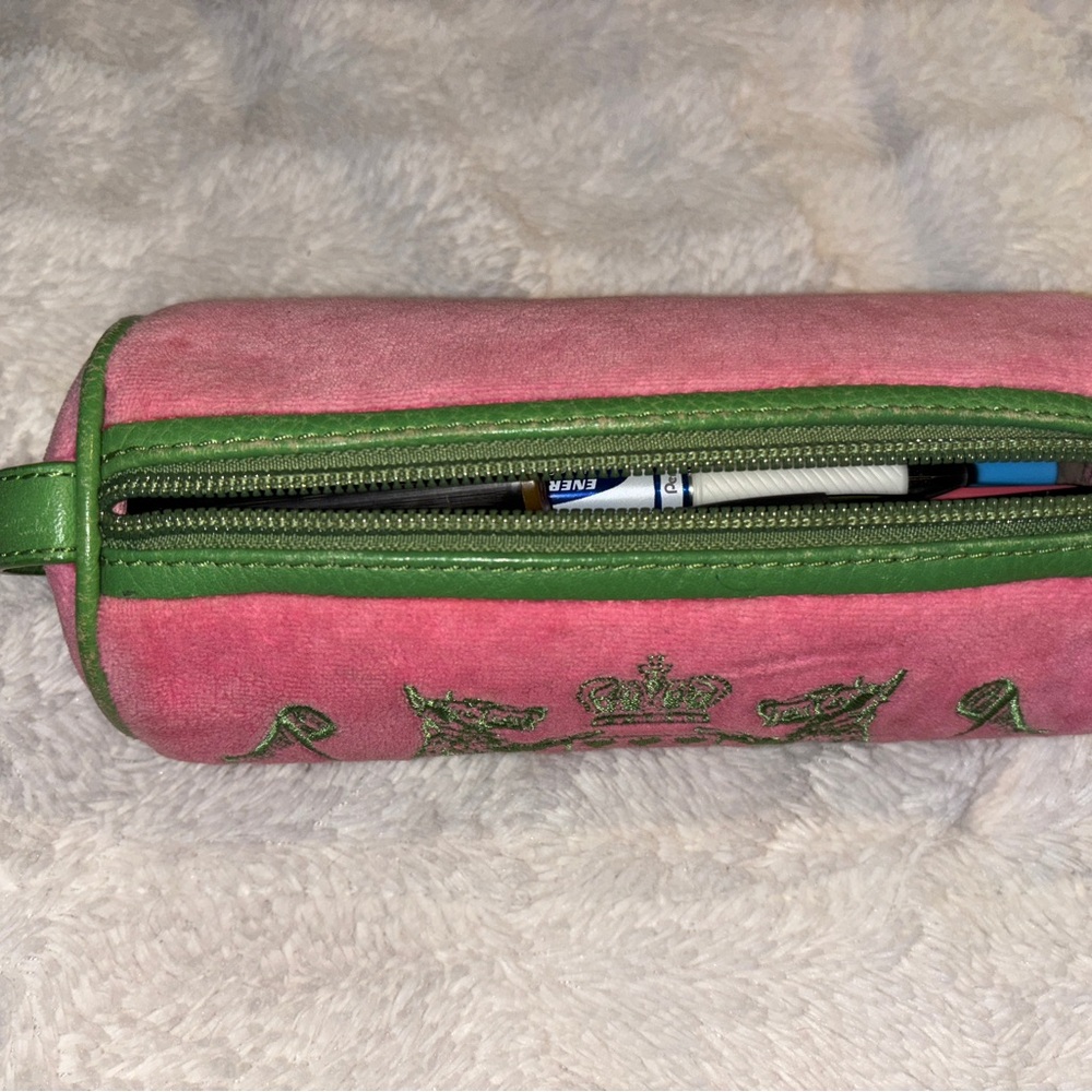 ⭐️RARE⭐️ Vintage Juicy Couture Barrel Makeup Brush Case - Picture 8 of 13